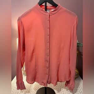 Coral mandarin collar button up blouse. Crepe 100% silk. Sz 14